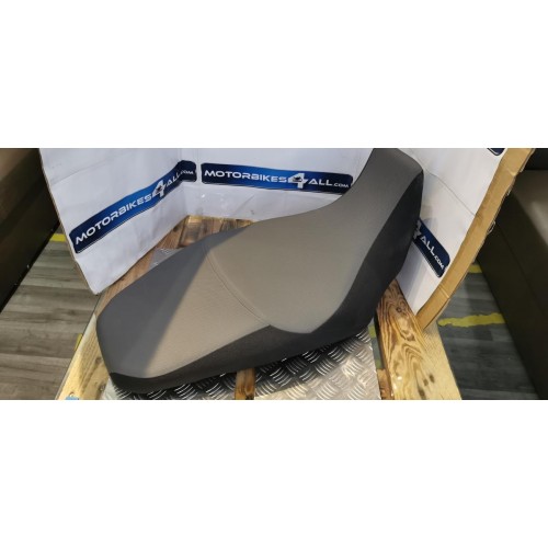 Suzuki DL1000 V-Strom 2014-2016 OEM Standard Dual Seat 4510031J00AR8