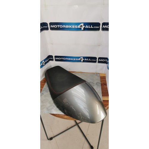 Triumph Thruxton 1200 R - Original Black Textile Seat - New - Cafe Racer including cowl
