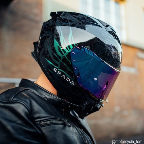 Spada SP18 Chameleon Dark Helmet